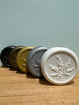 Gold, white, silver, black grinder klein