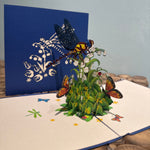 Pop-up kaart met libelle, bloemen en vlinders