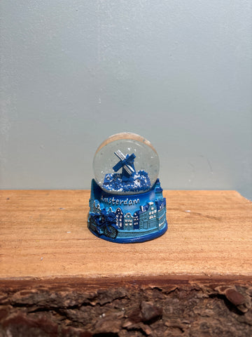 Sneeuwbol ( delfts blauwe molen)